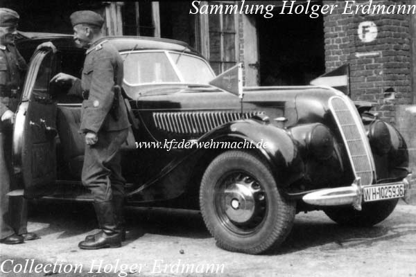 BMW_335_in_Raubaix_1943_02