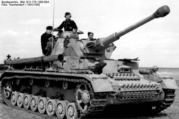 Bundesarchiv_Bild_101I-175-1268-06A,_Griechenland,_Panzer_IV