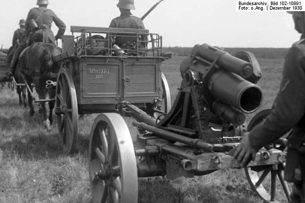 Bundesarchiv_Bild_102-10891,_Reichswehr,_Leichter_Minenerfer