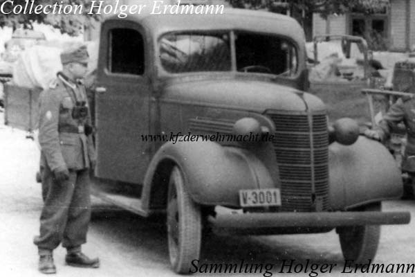Chevrolet_1938_1,5t_LKW_&_Henschel_Typ_33_in_Norwegen