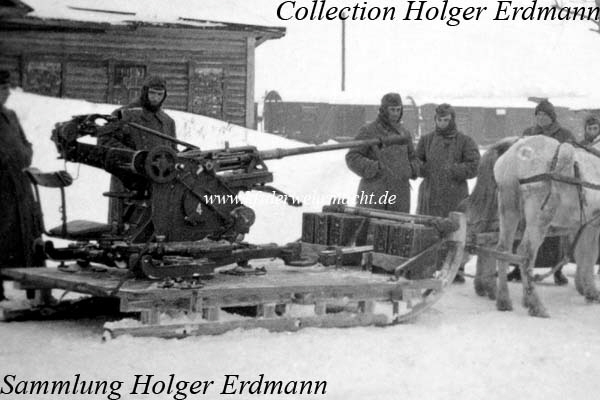 Schlitten_mit_2cm_Flak_30_HE