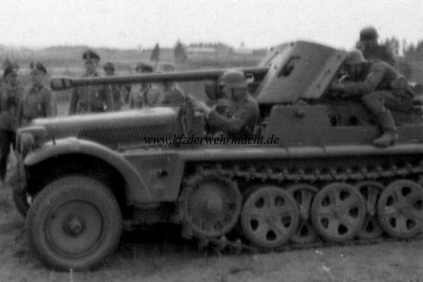 SdKfz_10_Pak_38_PK_Ahrens_NARA