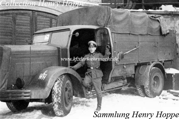 Skoda_606_D_bei_WH-Hoppe