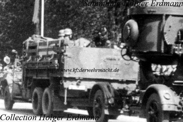 Henschel_Typ_33_ScheinwKw_&_Scheinwerfer