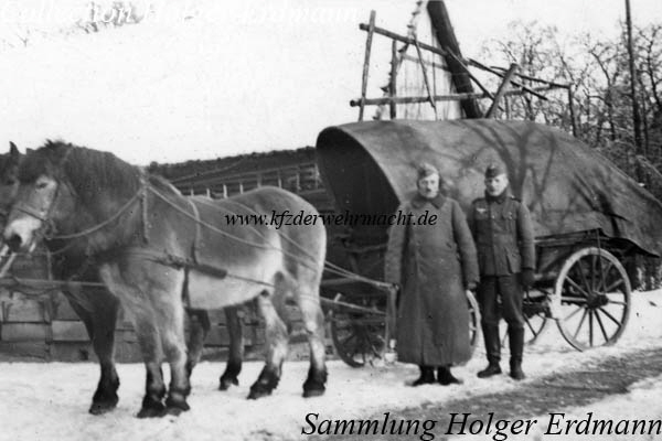 kleiner_Feldwagen_(t)_Westen_Winter_1940_HE