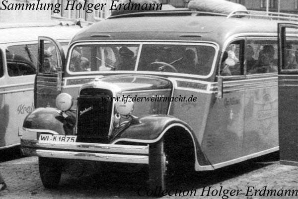 Kom_Chevrolet_1934-35_&_Kom_Ford_WL