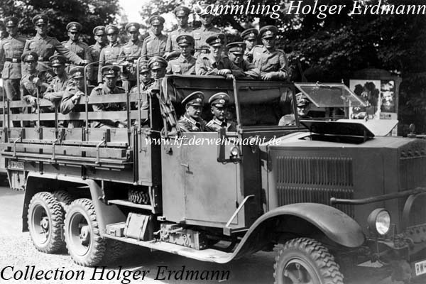 Krupp_L_3_H_63_mit_Reichswehrsoldaten