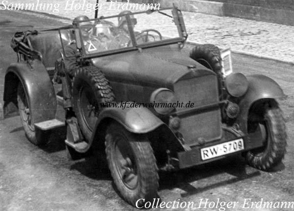 Mercedes_Benz_Typ_Stuttgart_260_Kubelwagen_RW-5709.jpg