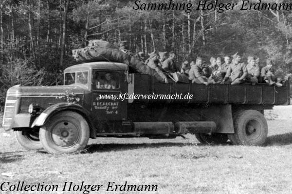 Rochet_Schneider_Lkw_Typ_unklar_&_frz_Kriegsgefangene