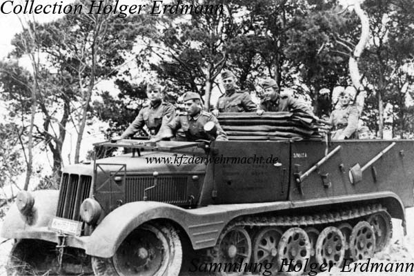 SdKfz_11_mit_Pionieraufbau_3_NblLA_AH-157100_01