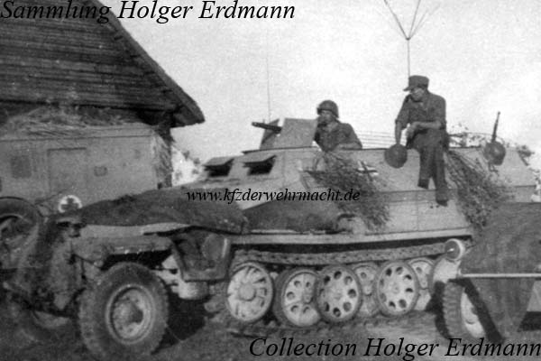 SdKfz_251_03_C_&_Steyr_1500_A_&_VW_Kbelwagen