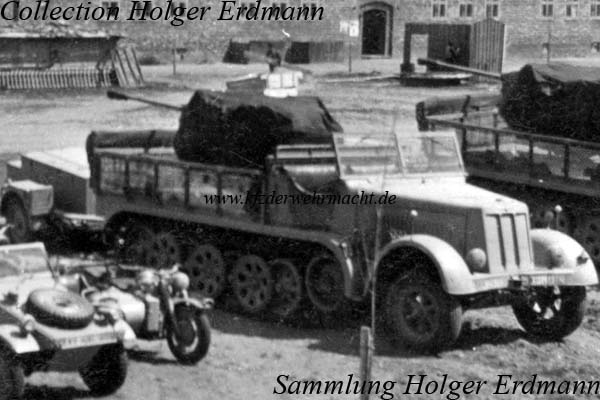 SdKfz_7_2_&_VW_Typ_82_uA